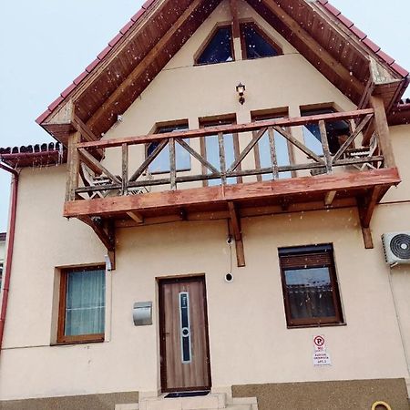 Casa Cu Balcon Leilighet Braşov Eksteriør bilde