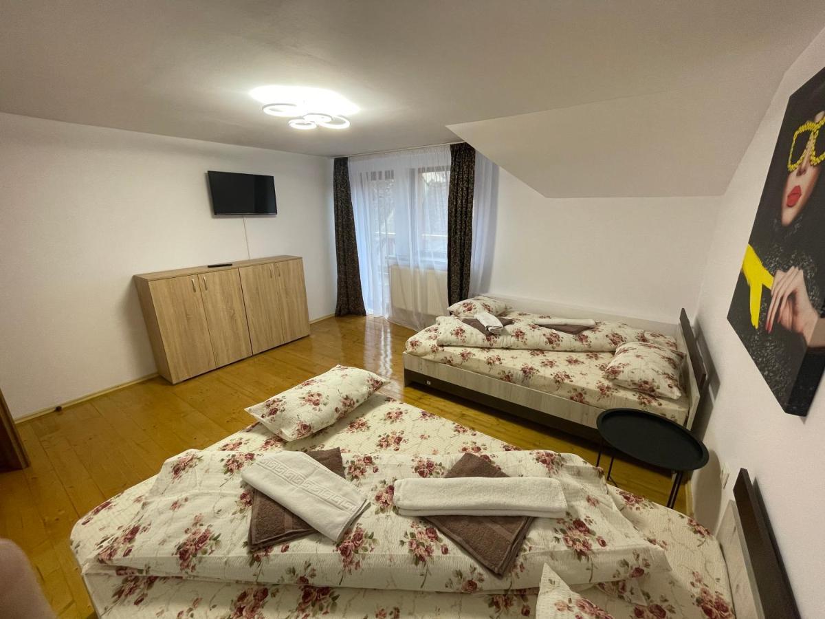 Casa Cu Balcon Leilighet Braşov Eksteriør bilde