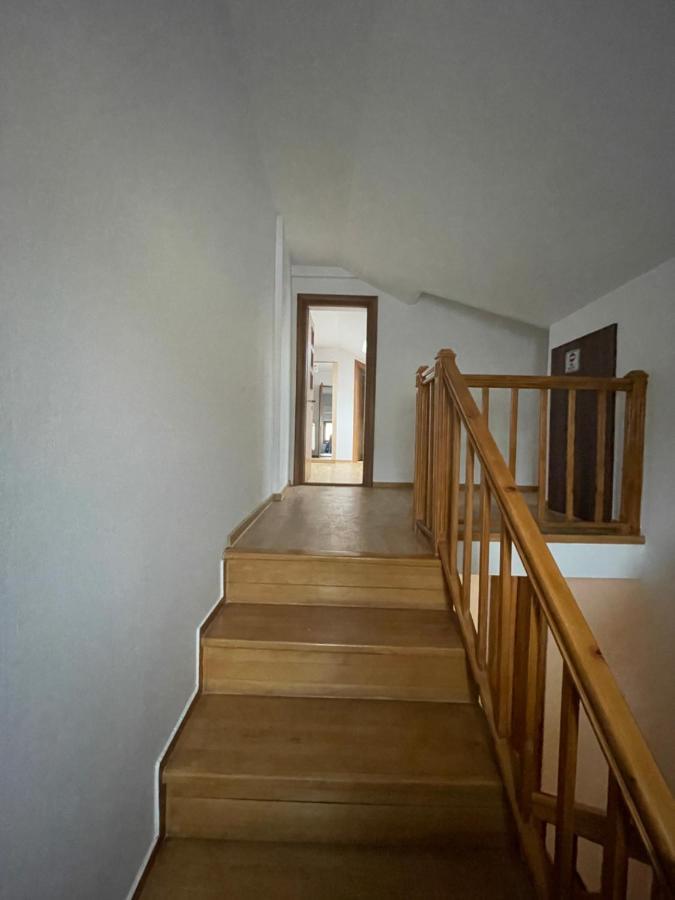 Casa Cu Balcon Leilighet Braşov Eksteriør bilde